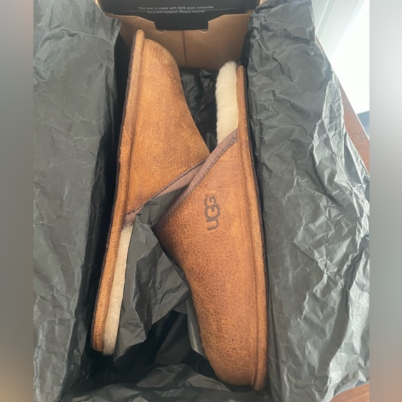 NWT Men’s Ugg Scuff Slippers - Picture 9 of 13